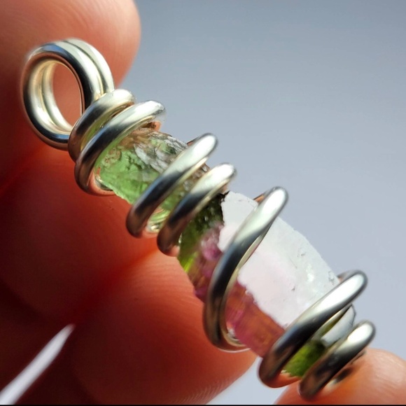 Moldavite & Watermelon Tourmaline Pendant - Picture 4 of 9